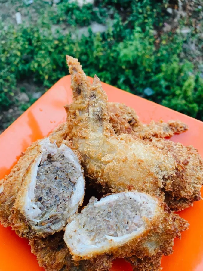 ขอทอดเถอะ เส้นหมี่ไก่ฉีก ปีกไก่ยัดไส้