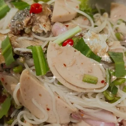 ยำขนมจีน เมี่ยง ครัวคุณพุ่ม-เตาปูน