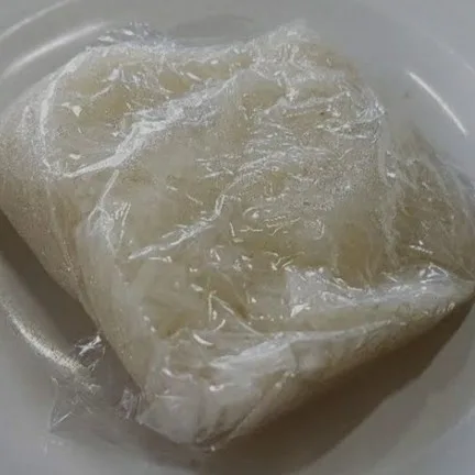 หมูปิ้งสูตรโบราณไม่มีน้ำจิ้มแจ่ว ย่างเตาถ่าน Byยายวิ (หน้าแฟลตรัฐสภา)