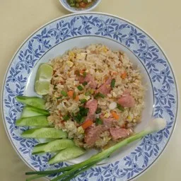 อาหารตามสั่งและพุดดิ้งครัวแม่อ๋า