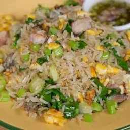 อาหารตามสั่งและพุดดิ้งครัวแม่อ๋า