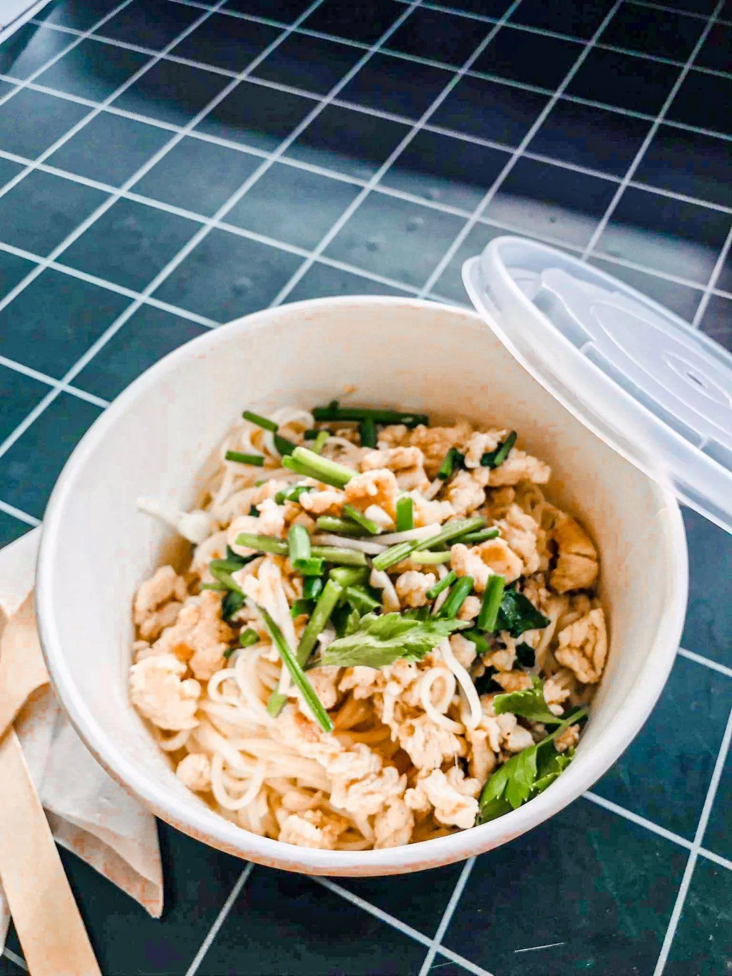 Ai ไก่ ข้าวไก่กรอบ
