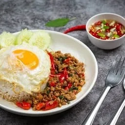 ร้านข้าวมีพุง