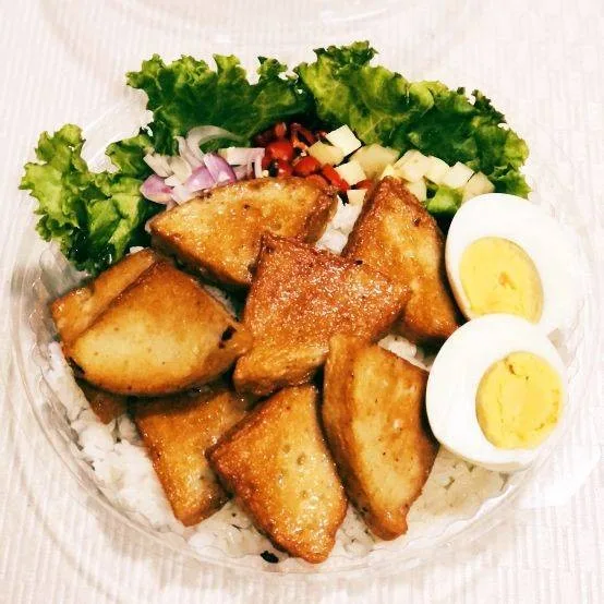 ยำขนมจีน เมี่ยง ครัวคุณพุ่ม-เตาปูน