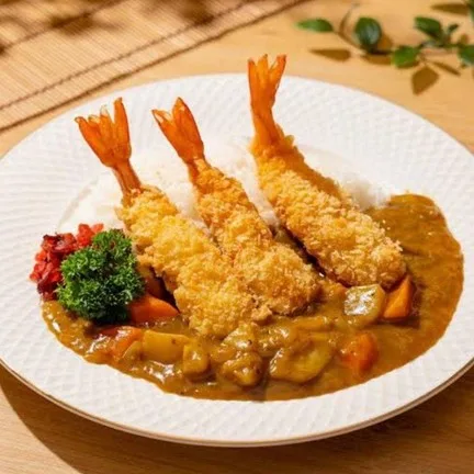 ข้าวผัดรถไฟ สุกี้ ยำ ตามสั่งจานด่วน By เชฟหมี