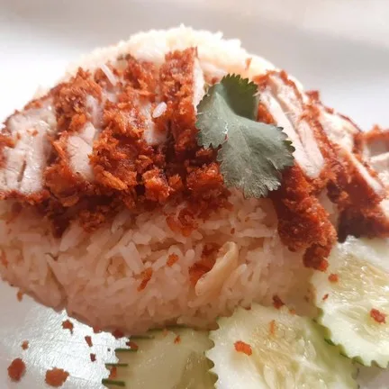 ข้าวหมูกะเพราจัดจ้าน??
