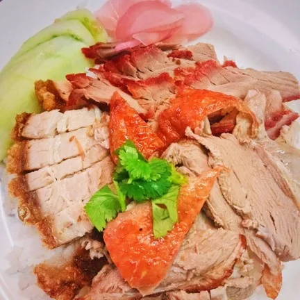 บะหมี่เป็ดย่าง ข้าวหมูแดง บางจาก