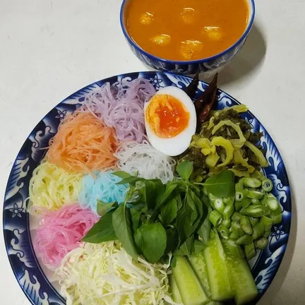 ครัวขนมจีน(เจ้าเก่าถนนสามัคคี)
