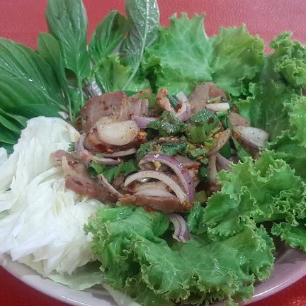 ชิมเพลินต้มเลือดหมู