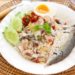 ล้านข้าวคลุกน้ำพริกตามใจ