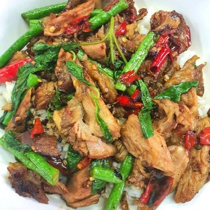 เจ็ทิพย์ กะเพราขาหมู