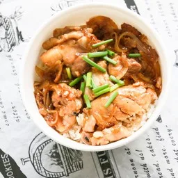 Ai ไก่ ข้าวไก่กรอบ
