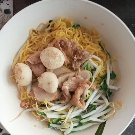 เปิดพุงก๋วยเตี๋ยวหมูน้ำตก(พริกผัดเผ็ดเเซบ)