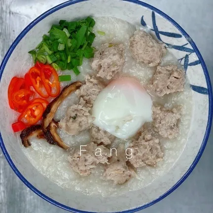 ฟางข้าวโจ๊กหมู เตาถ่าน หมู่บ้านเศรษฐกิจ