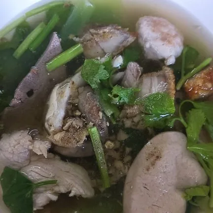 โจ๊กตลาดเก่าสามแยกไฟฉาย