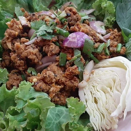 ชิมเพลินต้มเลือดหมู
