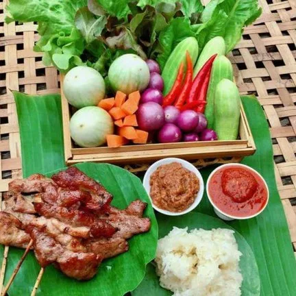 ตำยำแซ่บตลาดสดธนบุรี