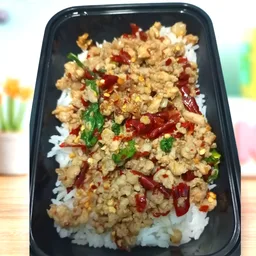 ข้าวหมูกะเพราจัดจ้าน??