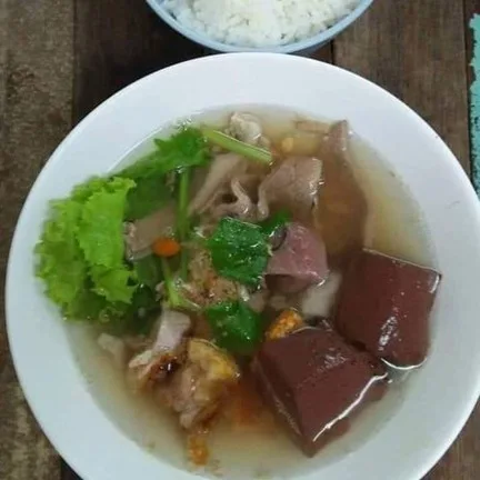 โจ๊กตลาดเก่าสามแยกไฟฉาย