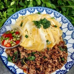 ไข่ข้น ใบเพรา 21(พหลโยธิน46/2) ปิยพร