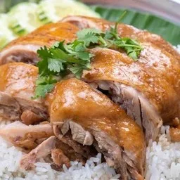 ไก่ต้มน้ำปลา เจ้าเก่า