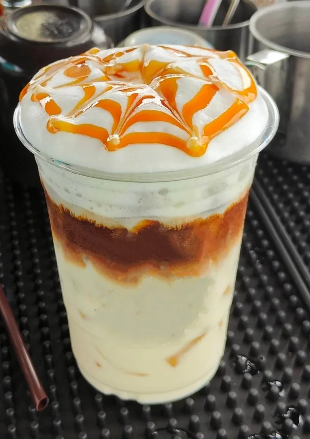 รอนาน Slow Bar กาแฟสด ☕ รอไม่นานค่ะ ? อุดหนุนประชาชนกันนะคะ ? ชาไทย ชาเขียว ชาชีส โกโก้ นมสด – เข้มข้น ไม่ใช้ครีมเทียม ? เนื่องจากวัตถุดิบหลายตัวปรับราคาสูงขึ้นมาก ร้านจะพยายามตรึงราคานะคะ ?