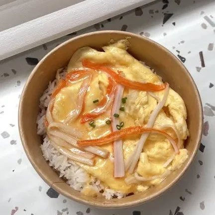 แซ่บนัวครัวกะเพราและไข่ข้น?️หนองแขม