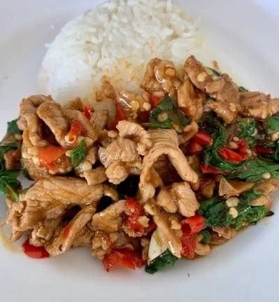 แซ่บนัวครัวกะเพราและไข่ข้น?️หนองแขม