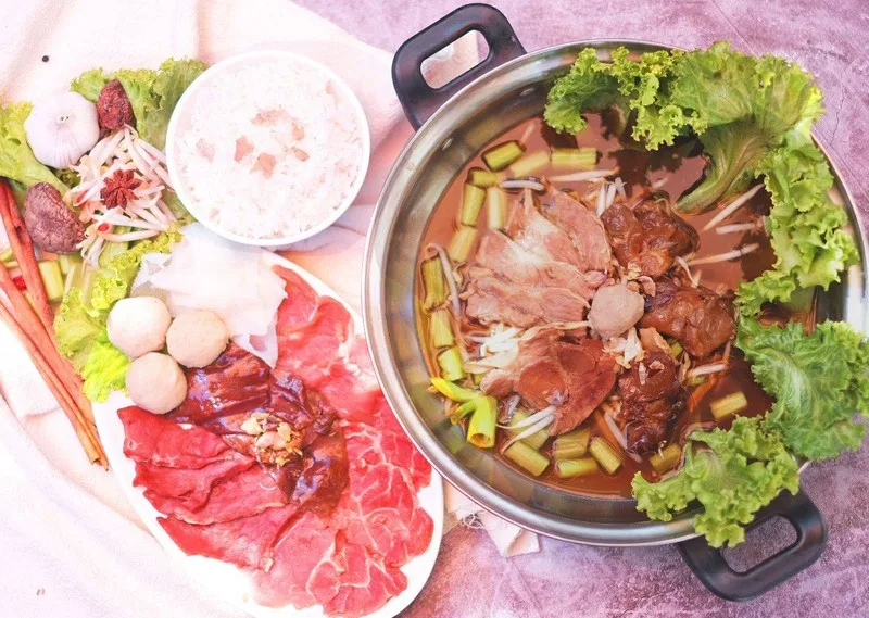 เนื้อตุ๋นนายป.(ปากน้ำ) สาขา แบริ่ง-ลาซาล