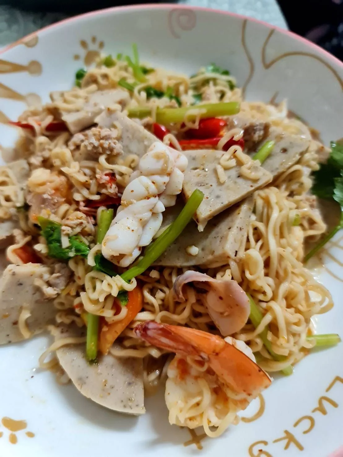 ป้าพัส อาหารตามสั่ง  (ข้าวหอมมะลิ)