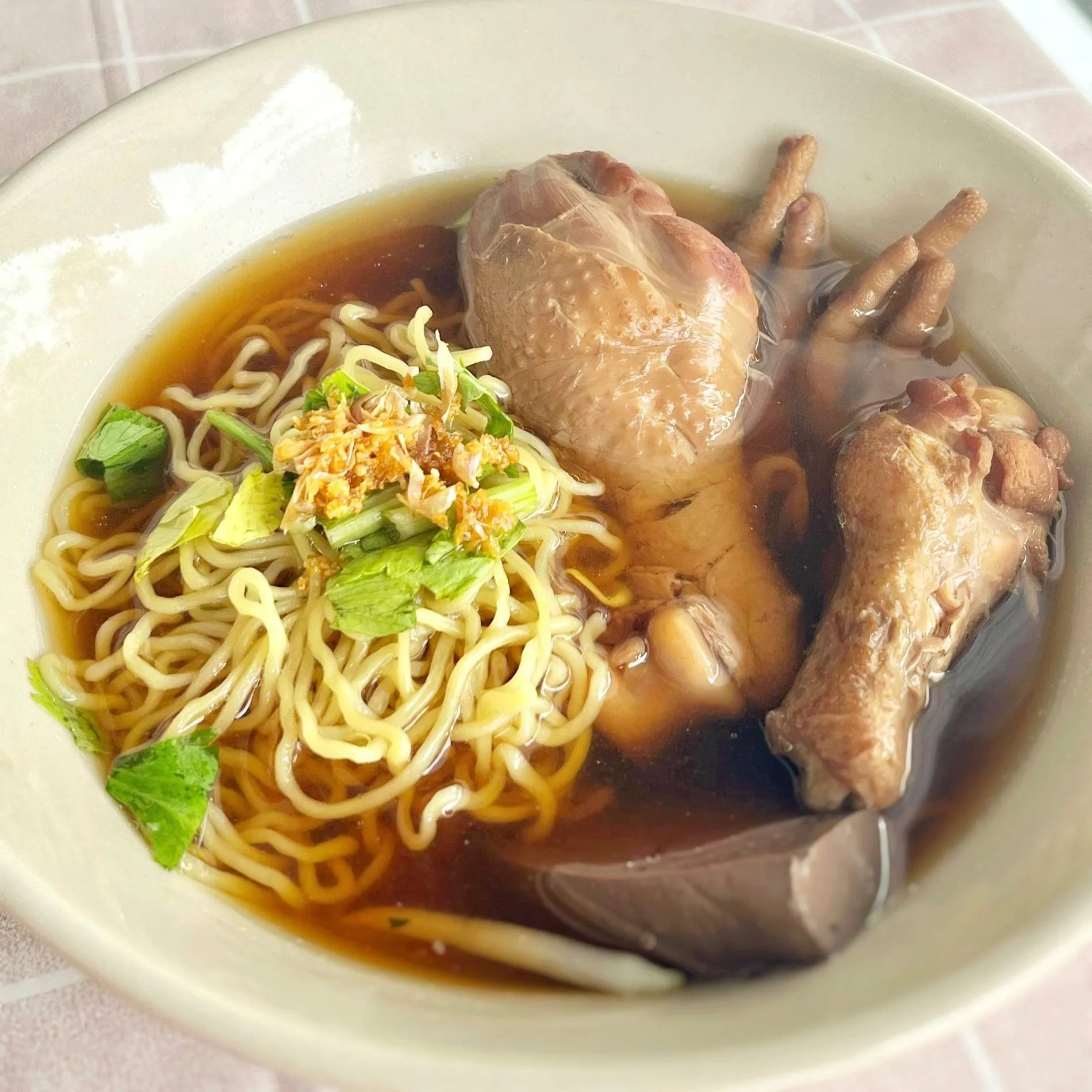 ก๋วยเตี๋ยวตุ๋นตุ๋น (หมูตุ๋น/ไก่ตุ๋น)