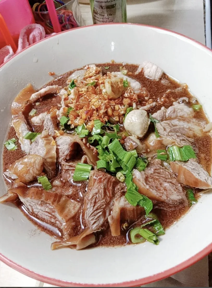 ก๋วยเตี๋ยวหมูน้ำตกลานบุญ สาขา2
