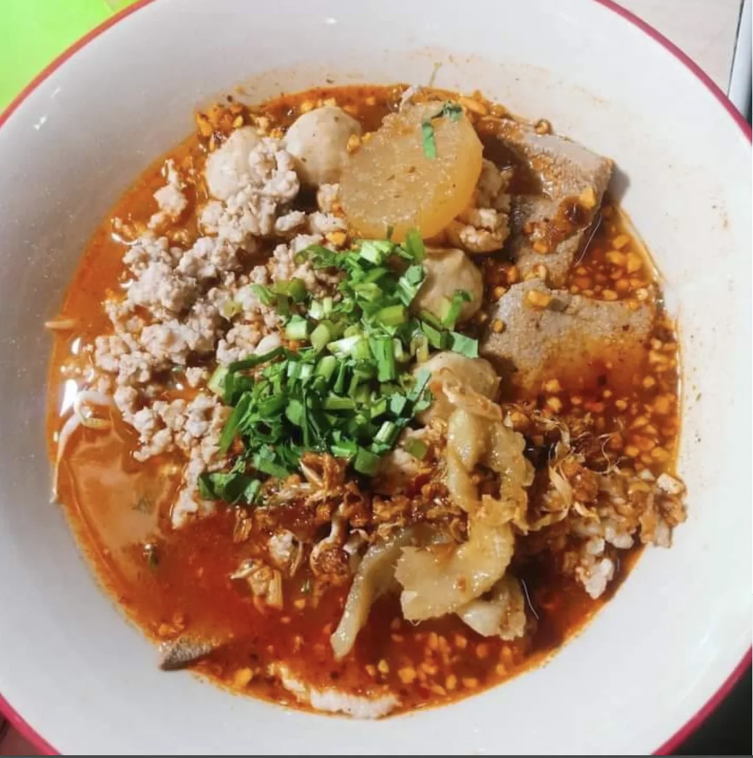 ก๋วยเตี๋ยวหมูน้ำตกลานบุญ สาขา2